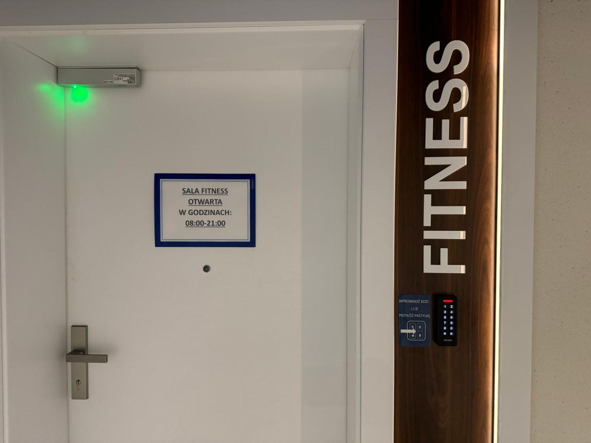 4summer White Blue Sauna & Fitness & Parking 100 Metrow Do Pieknej Szerokiej Piaszczystej Plazy, Wspanialy Widok Z Duzego Tarasu! 100 Meter Zu Einem Schoenen Breiten Sandstrand, Herrliche Aussicht Von Einer Grossen Terrasse! Kolberg
