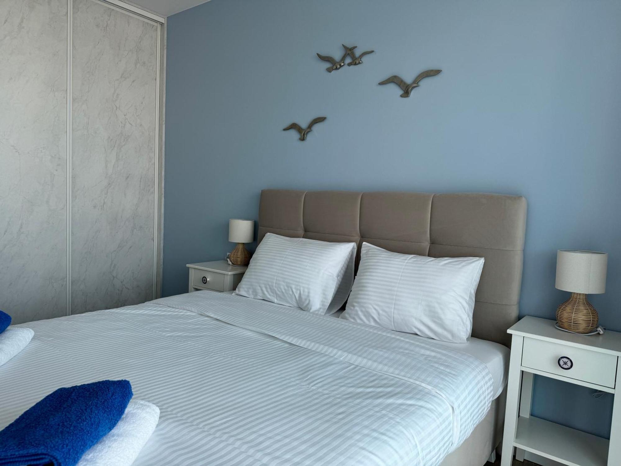 Apartament 4summer White Blue Sauna & Fitness & Parking 100 Metrow Do Pieknej Szerokiej Piaszczystej Plazy, Wspanialy Widok Z Duzego Tarasu! 100 Meter Zu Einem Schoenen Breiten Sandstrand, Herrliche Aussicht Von Einer Grossen Terrasse! Kołobrzeg